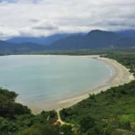 Mirante da Chica, Ubatuba: A Vista Mais Espetacular da Costa Paulista!